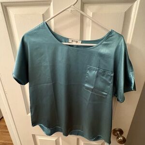 BB Dakota Teal Satin Short Sleeve Top